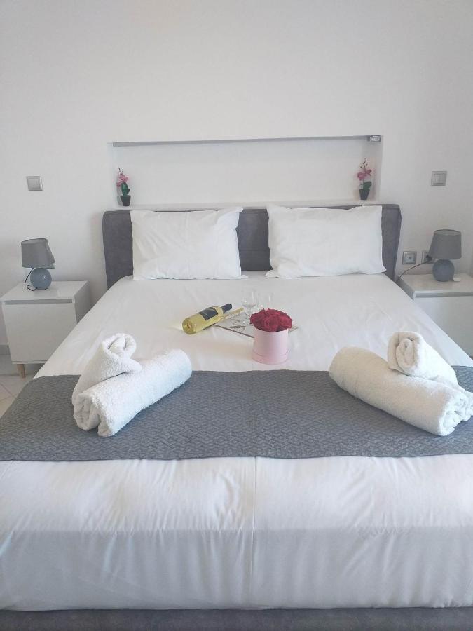 Infinity Blue Suite Panteli Ngoại thất bức ảnh